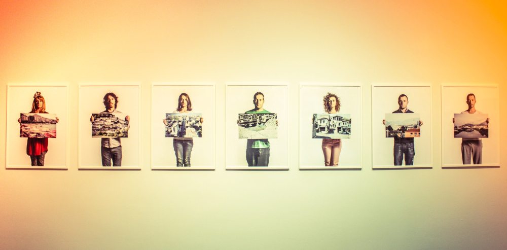 facial-expression-indoors-men-692901